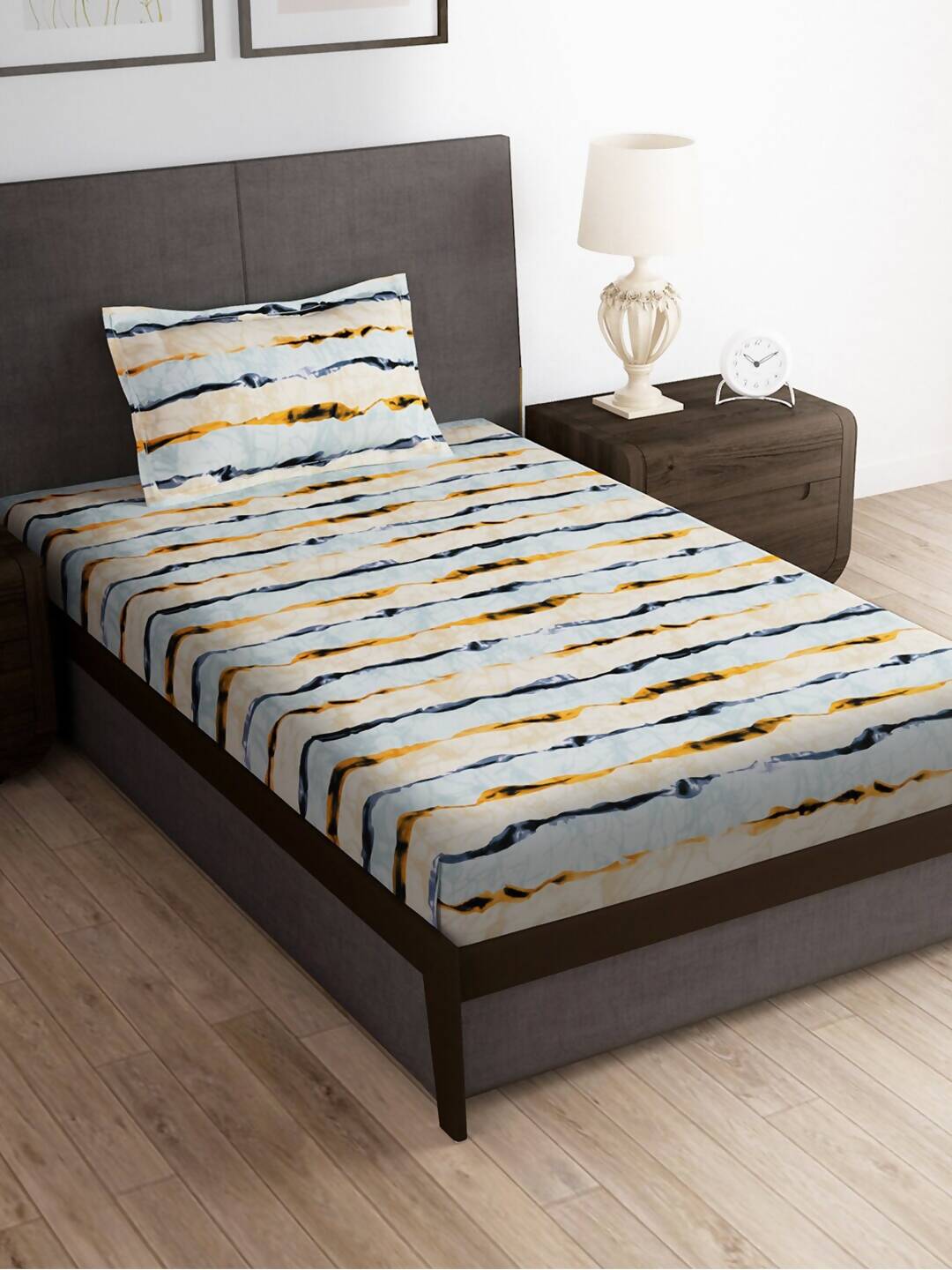 Story@home Arena Cream-Coloured & Grey Printed 180 TC Bedsheet & Pillow Covers
