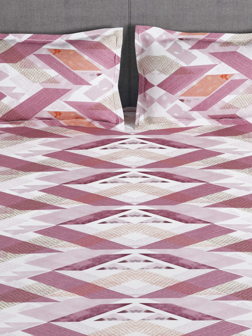 Story@home Arena Pink & White Geometric Printed 180 TC Bedsheet & Pillow Covers