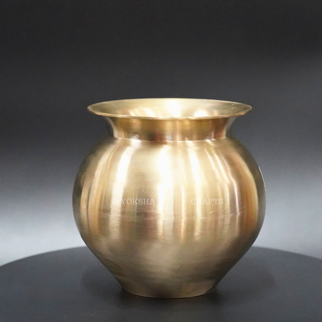 Bronze Kalash: Embrace Spiritual Significance in Style