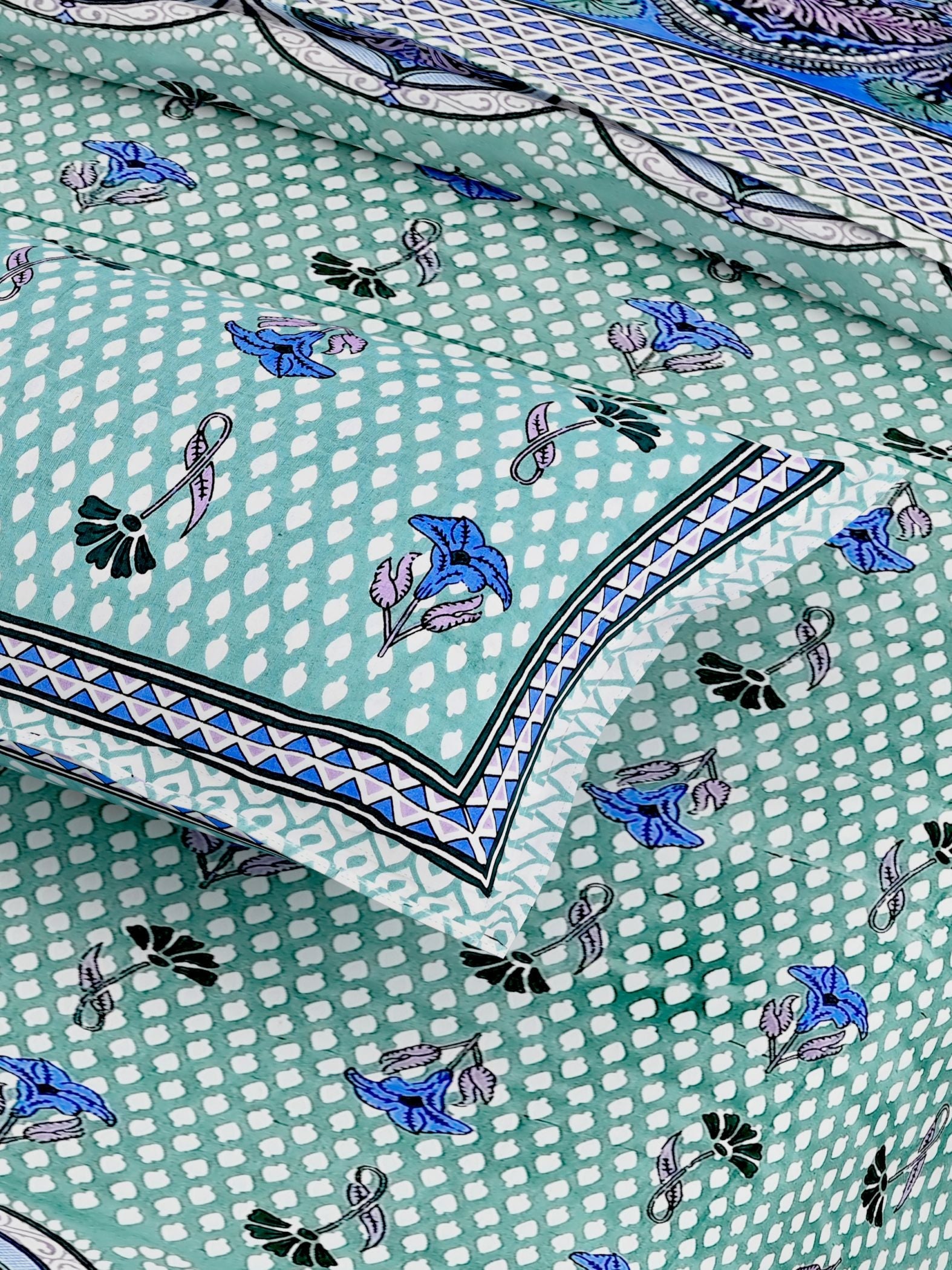 Purple Ethnic Motifs Cotton 200TC King Bedsheet With 2 Zipper Pillow Covers - King Size by House of Ree