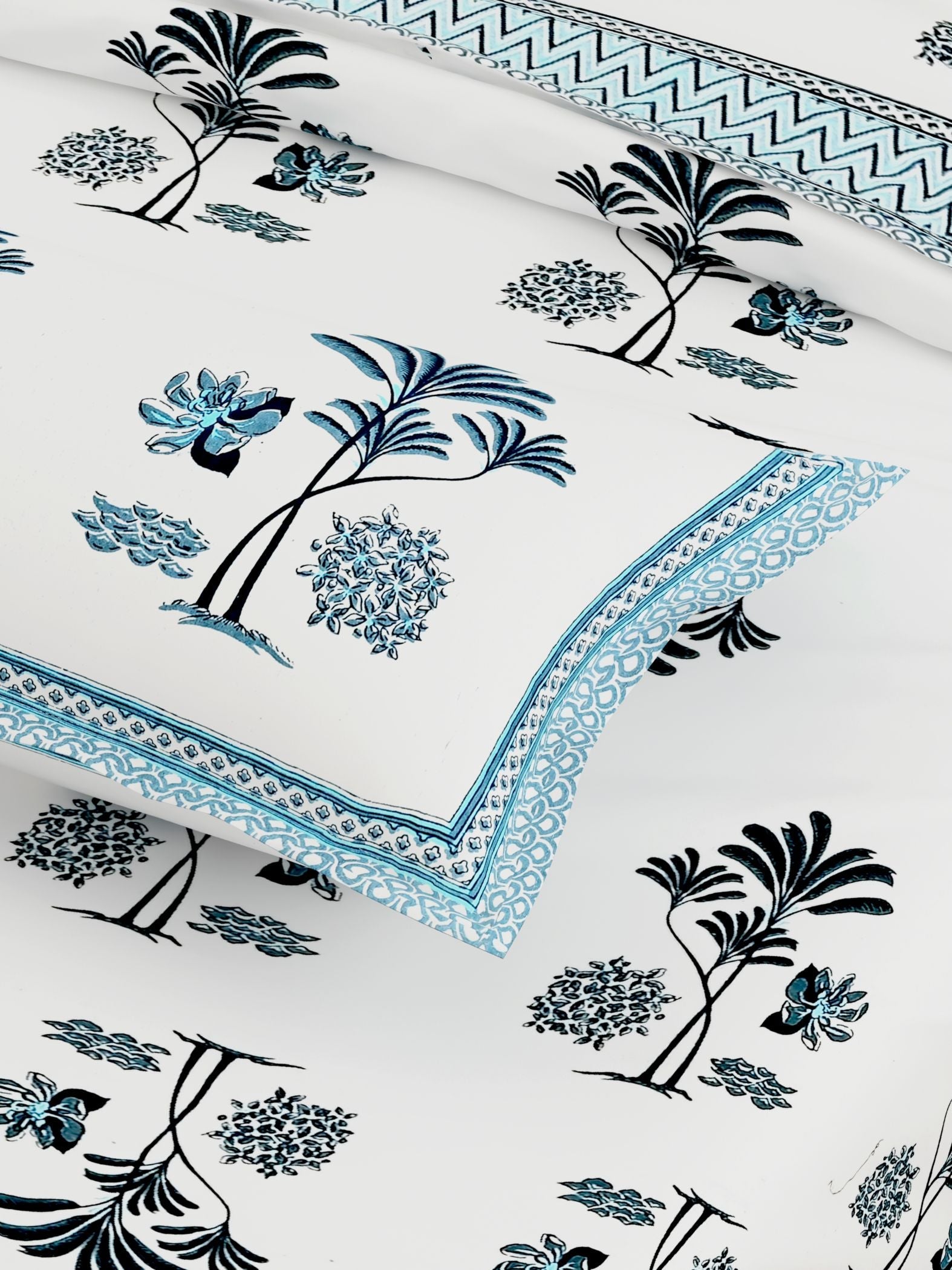 White Blue Ethnic Motifs Cotton 300TC King Bedsheet With 2 Zipper Pillow Covers - Super King Size by House of Ree