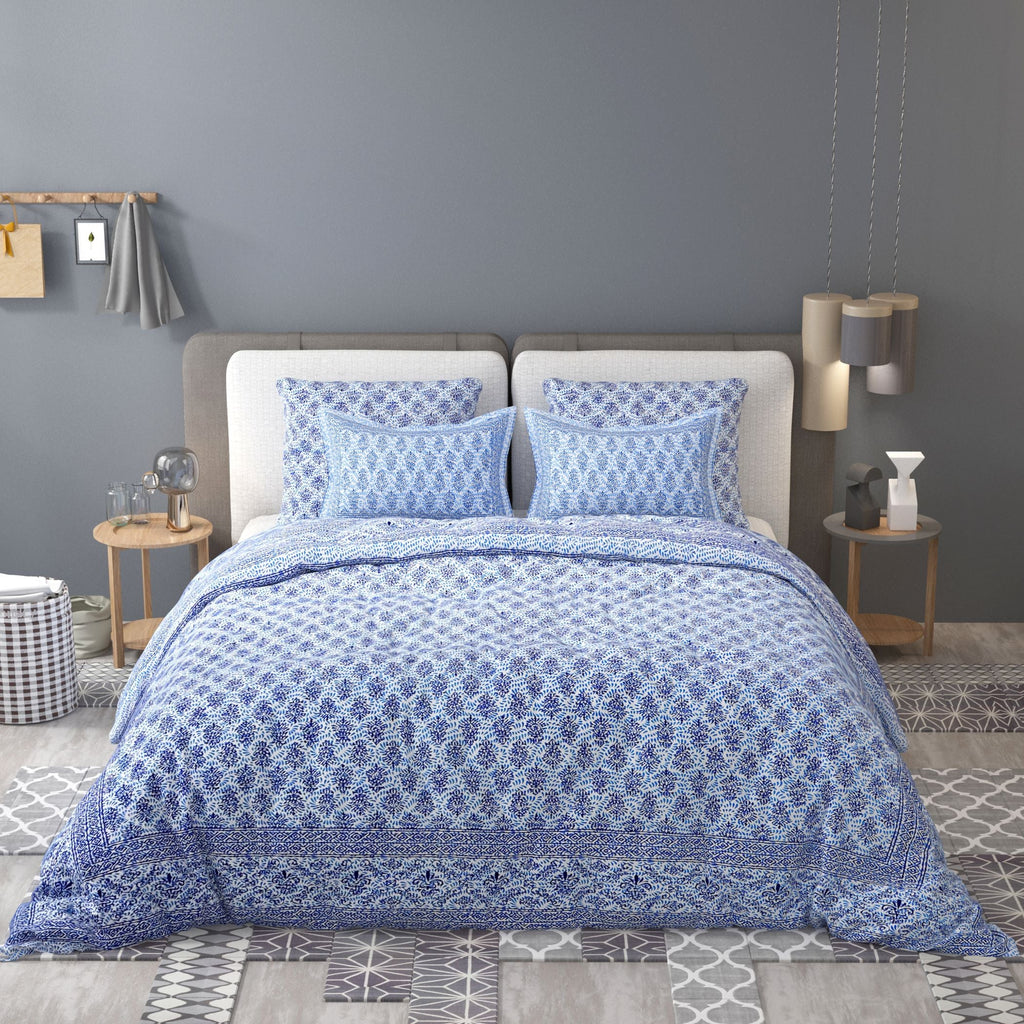 White Blue Ethnic Motifs Cotton 200TC King Bedsheet With 2 Zipper Pillow Covers - King Size by House of Ree