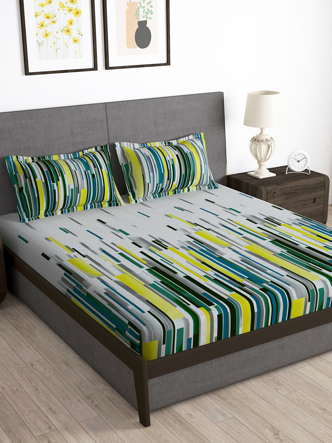 Story@home Arena White & Grey Printed 180 TC Bedsheet & Pillow Covers