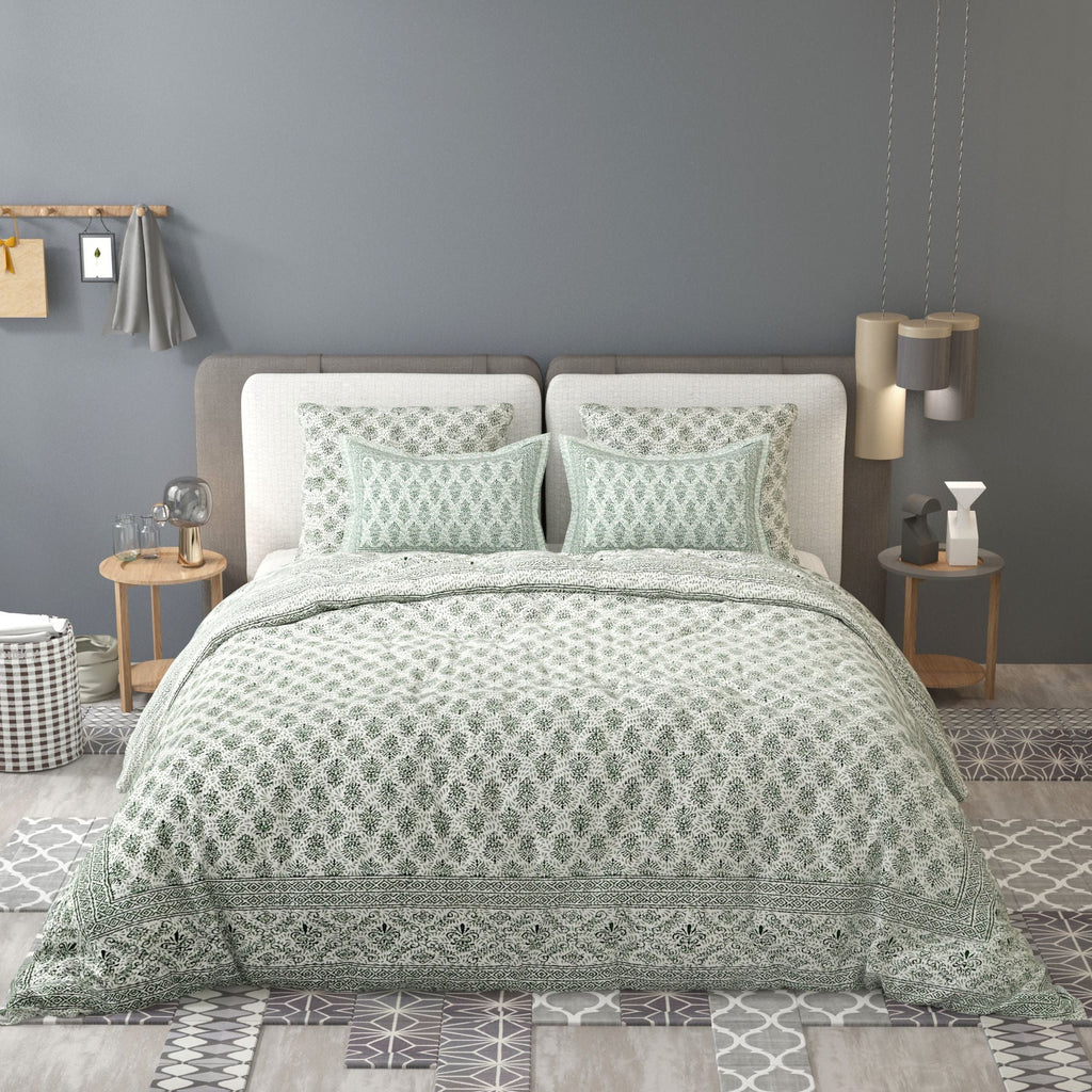 Pink Ethnic Motifs Cotton 200TC King Bedsheet With 2 Zipper Pillow Covers - King Size by House of Ree