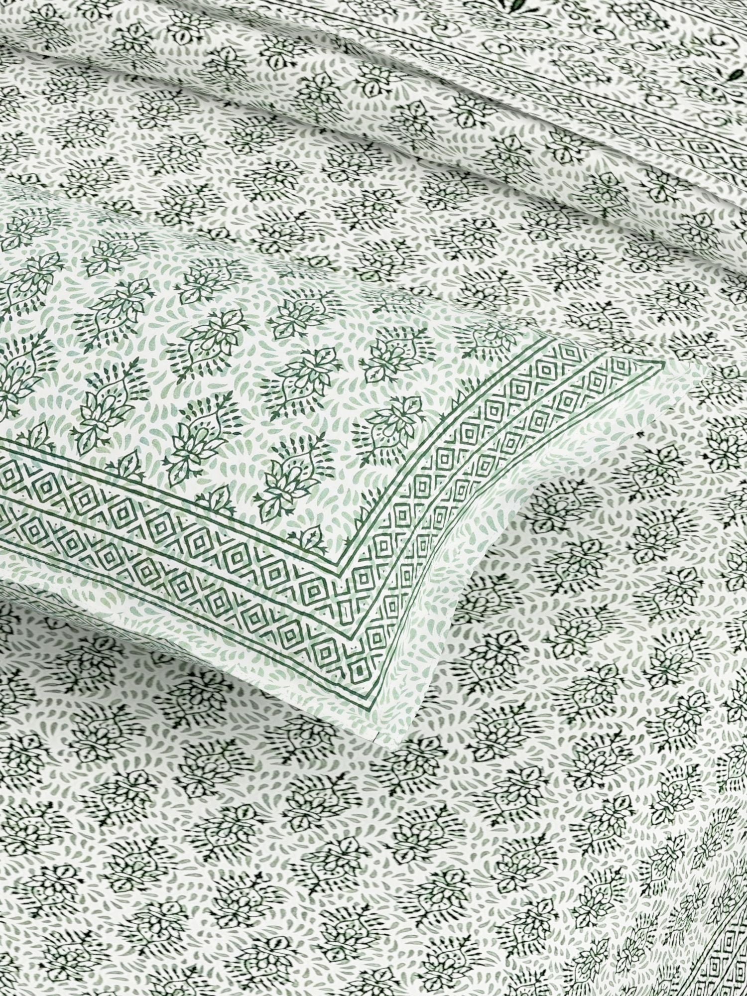 Pink Ethnic Motifs Cotton 200TC King Bedsheet With 2 Zipper Pillow Covers - King Size by House of Ree