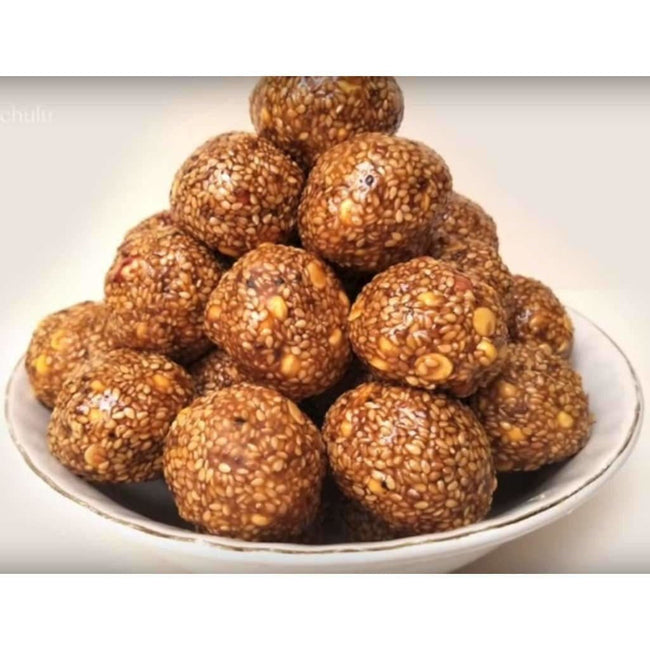 Sesame Laddu / Til Laddu / Nuvvula Laddu Hover Image