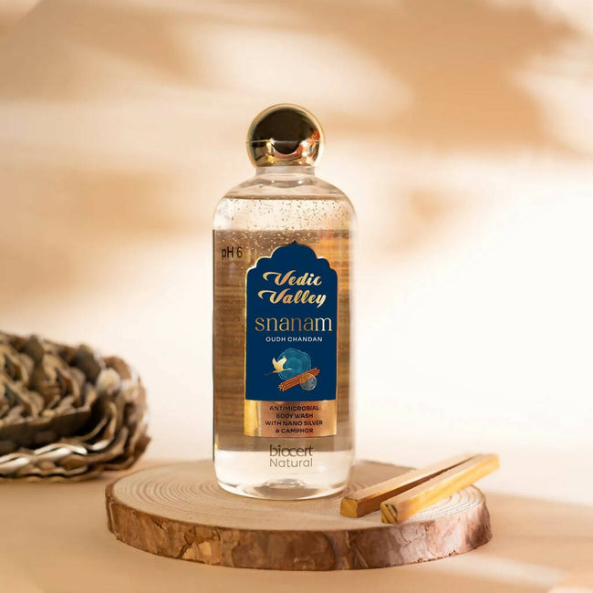 Vedic Valley Mens Long Lasting Hydrating Body Wash Oudh Chandan Main Image