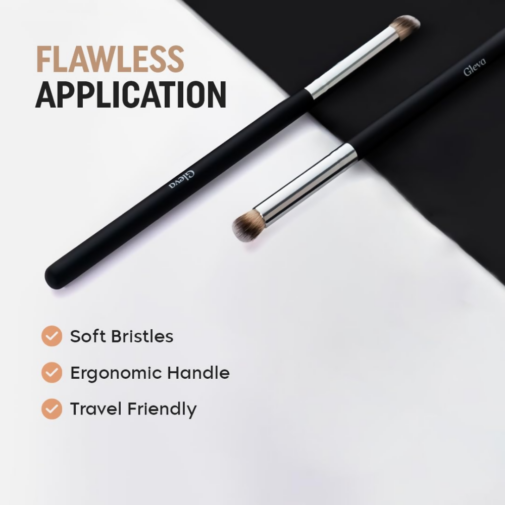 Gleva Mini Angled Under Eye Concealer Makeup Brush