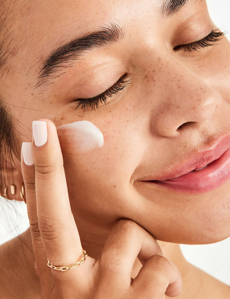 First Aid Beauty Ultra Repair Oil-Control Moisturizer