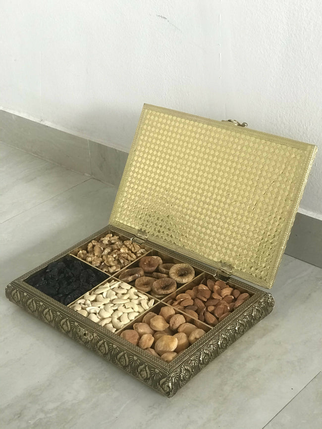 SK Mithaii | Assorted Authentic Indian Doli Design Dry Fruit Box | Almonds | Cashews |Walnuts |Apricots | 6 Partition Main Image