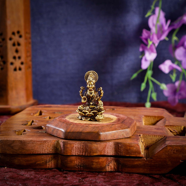 Sri Rudra Lotus L.G Primium (SR 02955) Main Image