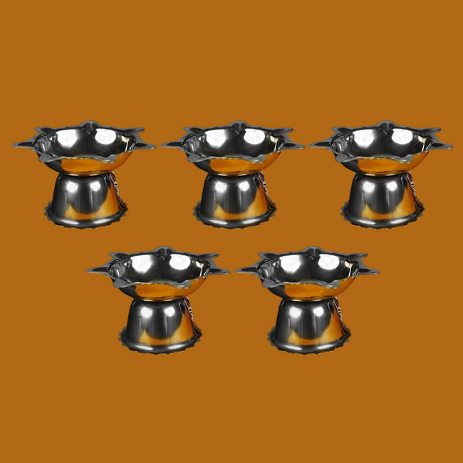 Sri Rudra Steel Diya Small (SR 01524) Hover Image