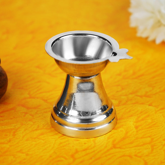 Sri Rudra German Silver Nilanjan Deepa SR 00076 Hover Image