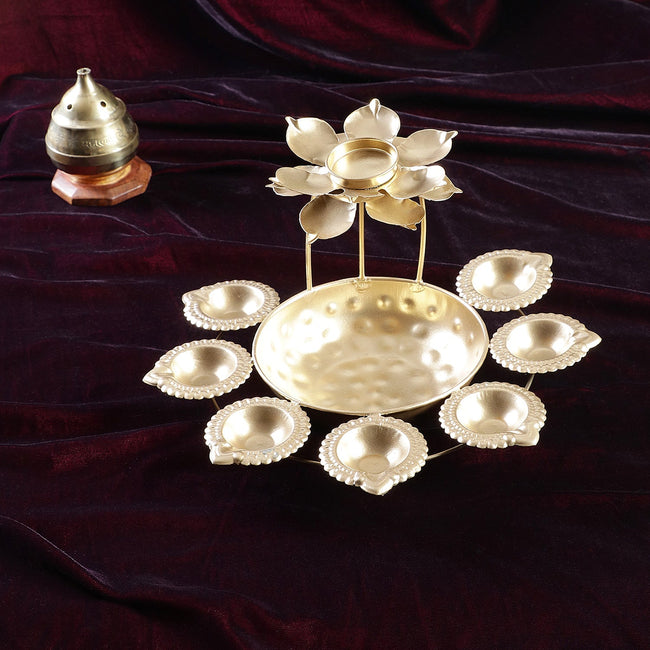 Sri Rudra Lotus Diya (SR03259) Hover Image