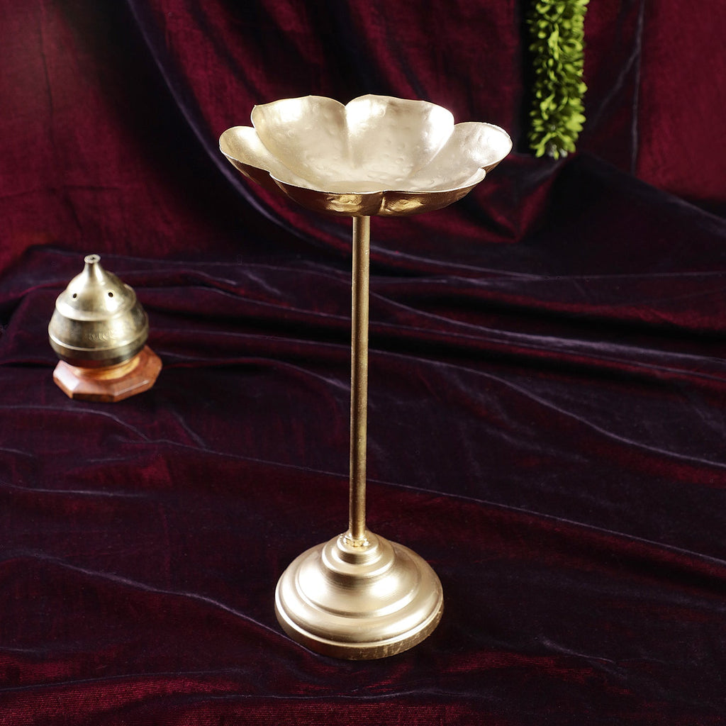 Sri Rudra Metal Taj Urli M5 (SR 03282)