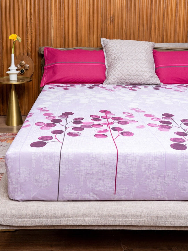 URBAN SPACE Divine Purple Floral 144 TC Pure Cotton Queen Bedsheet With 2 Pillow Covers Main Image