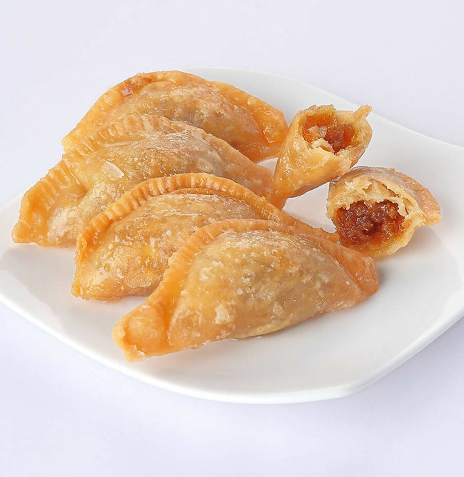 Godavari Vantillu Pakam Kajjikayalu Hover Image