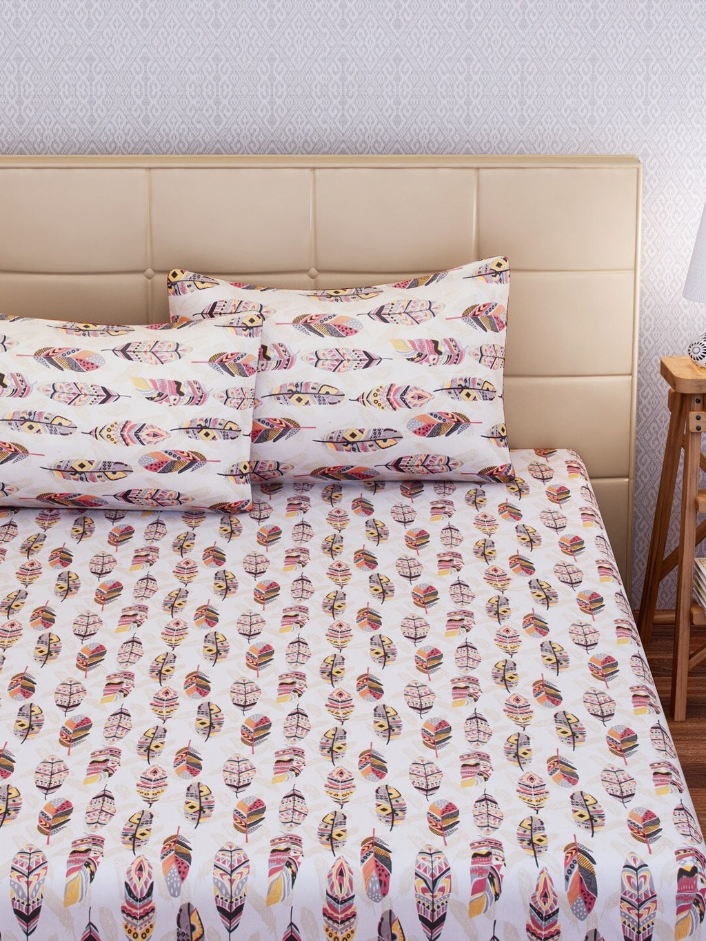 SEJ by Nisha Gupta White & Pink 144 TC Cotton King Bedsheet with 2 Pillow Covers