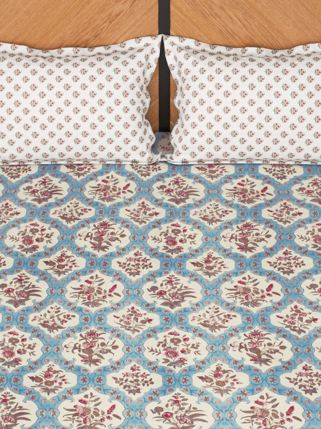 Story@home Cream-Coloured & Pink Floral Microfiber 180 TC Queen Bedsheet & 2 Pillow Covers