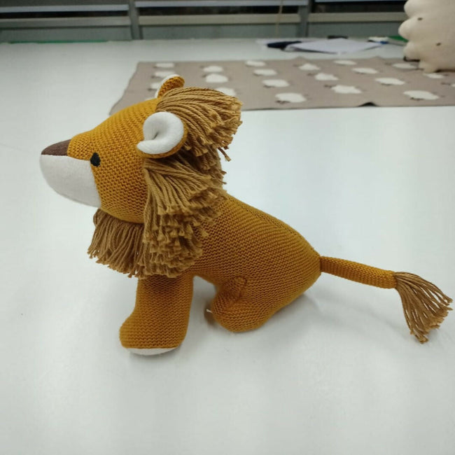 Nesta Toys Lion Plush Toy For Kids – Snuggly Knitted Cotton Soft Toy Main Image