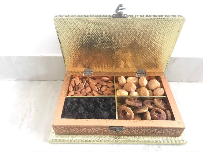 SK Mithaii Assorted Dry Fruit Gift Box | Almond | Figs | Apricot | Black Resins Hover Image