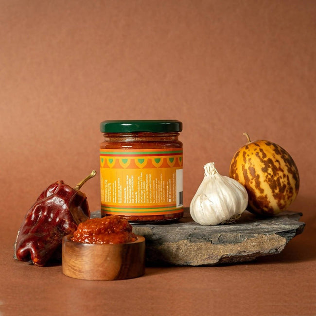 Aamra Marwari Lehsun Kachri Chutney Main Image