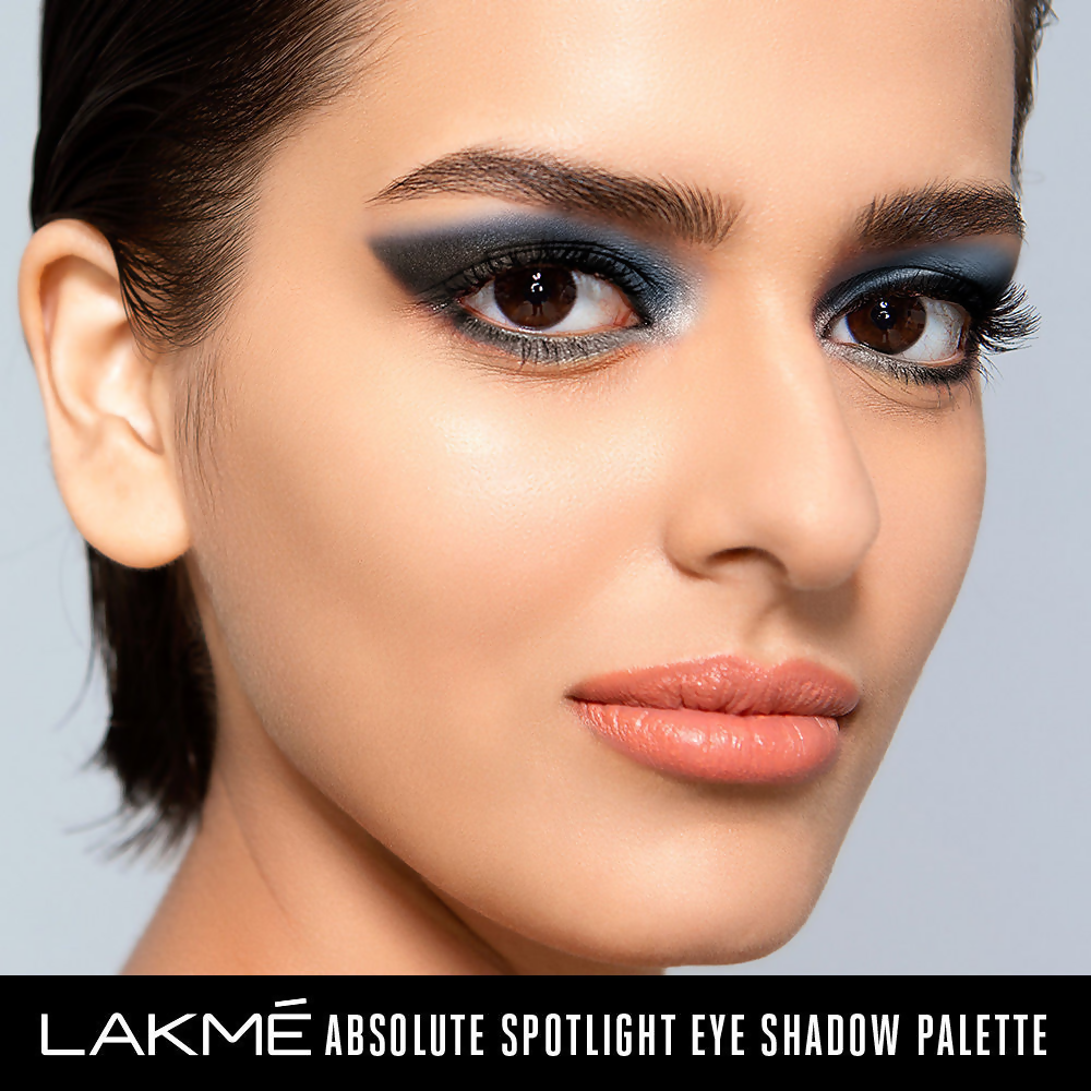 Lakme Glitterati Chroma Chic Eye Shadow Palette - Stilettos