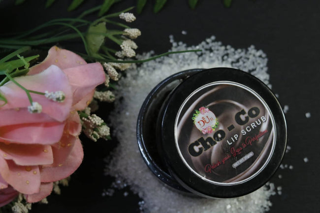 Duh Cho-Co Lip Scrub Main Image